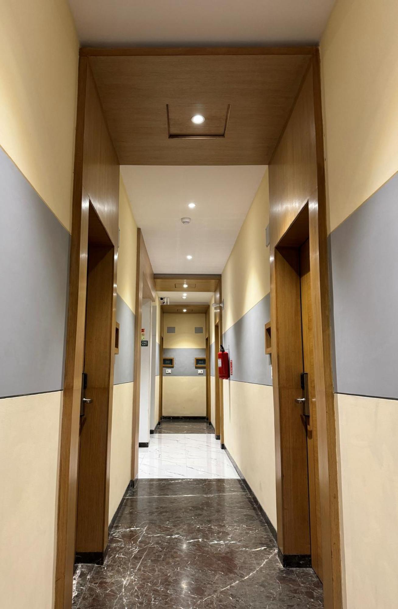 Hotel Galaxy Bombay Eksteriør billede