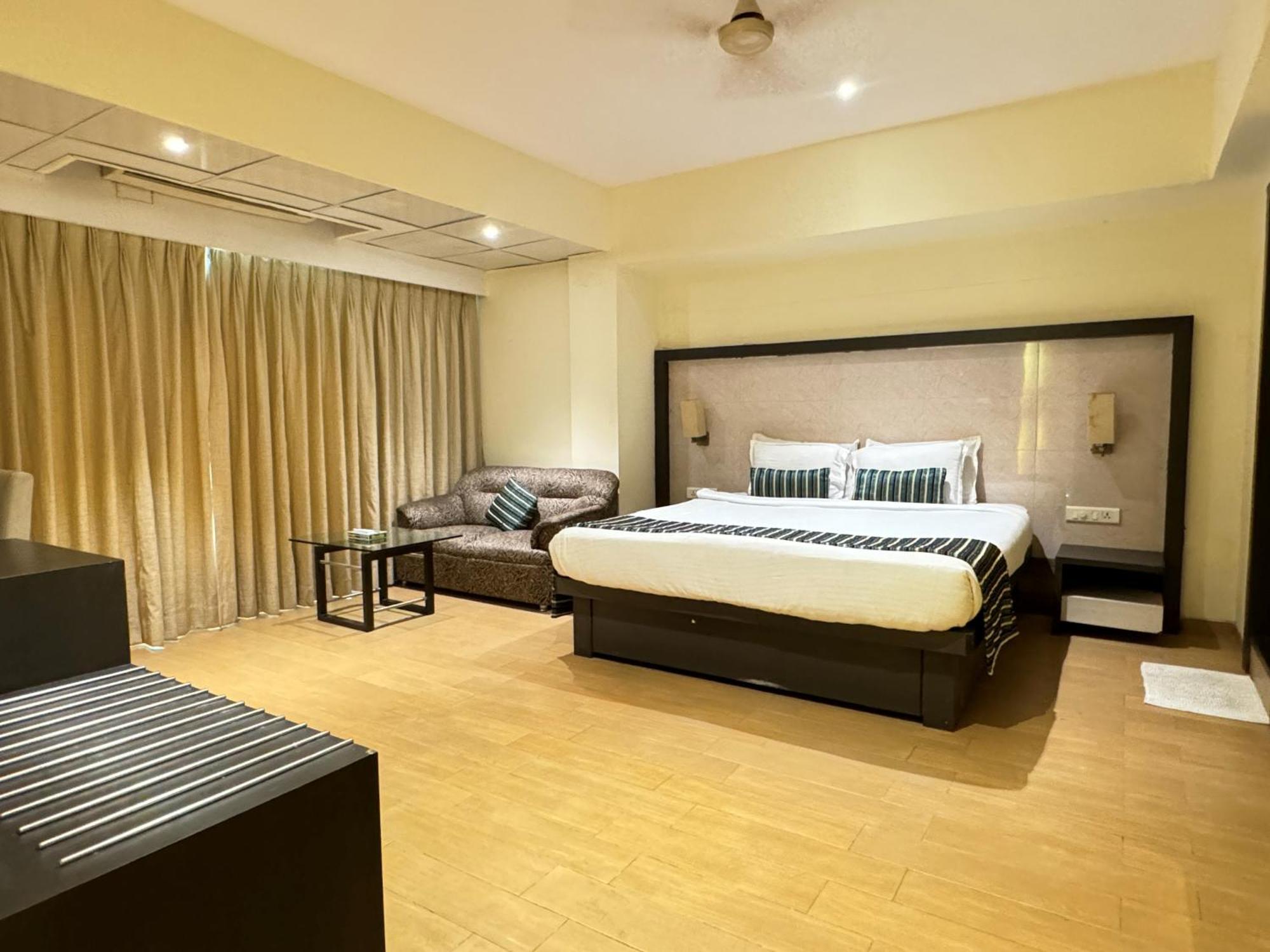 Hotel Galaxy Bombay Eksteriør billede