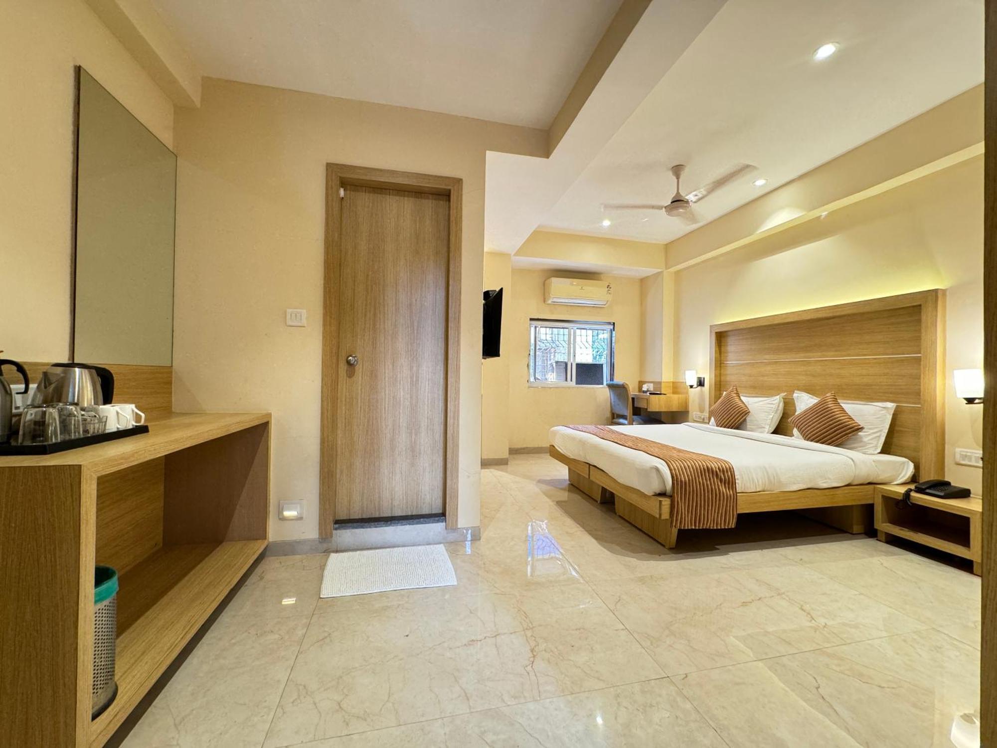 Hotel Galaxy Bombay Eksteriør billede