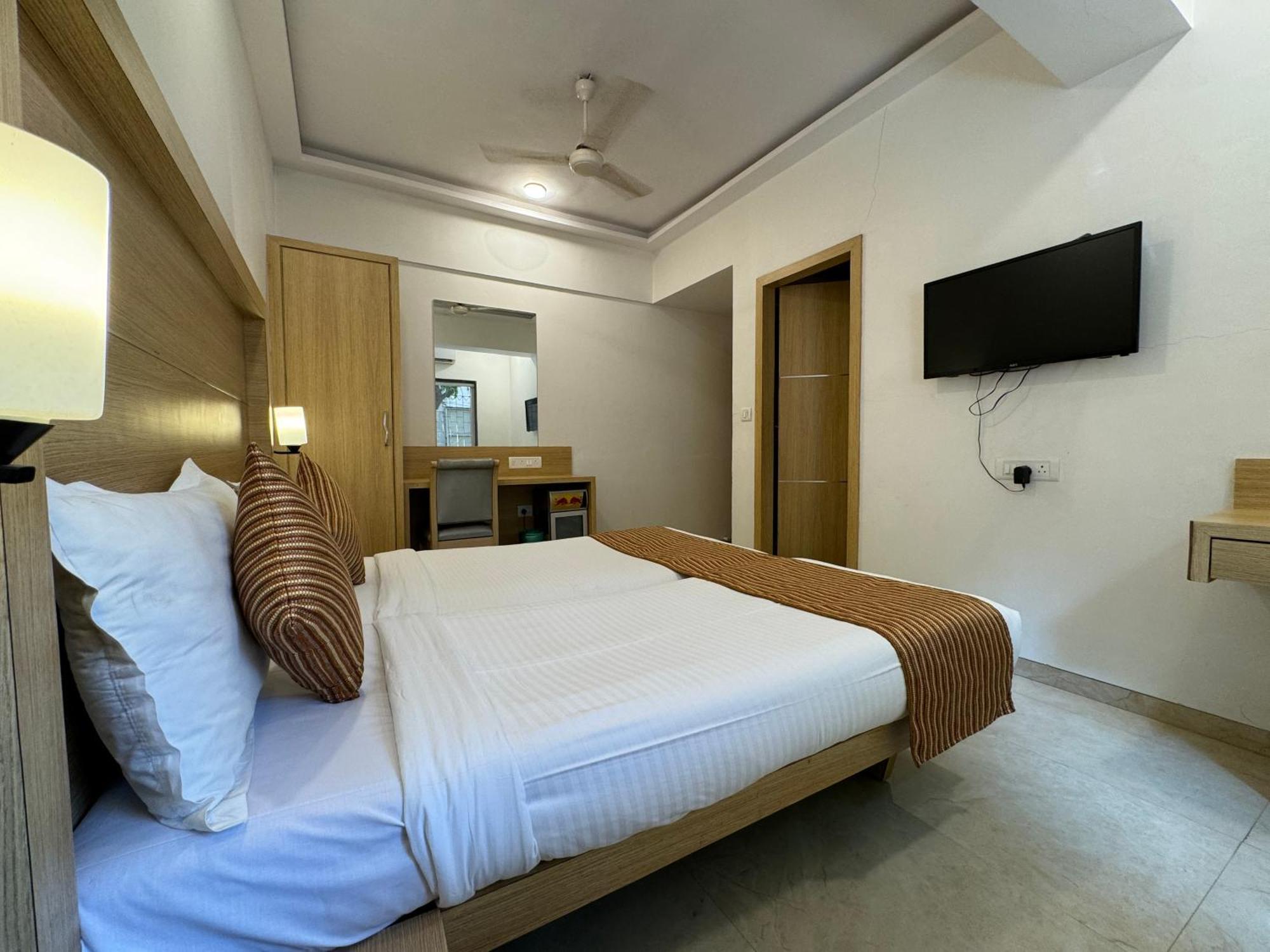 Hotel Galaxy Bombay Eksteriør billede