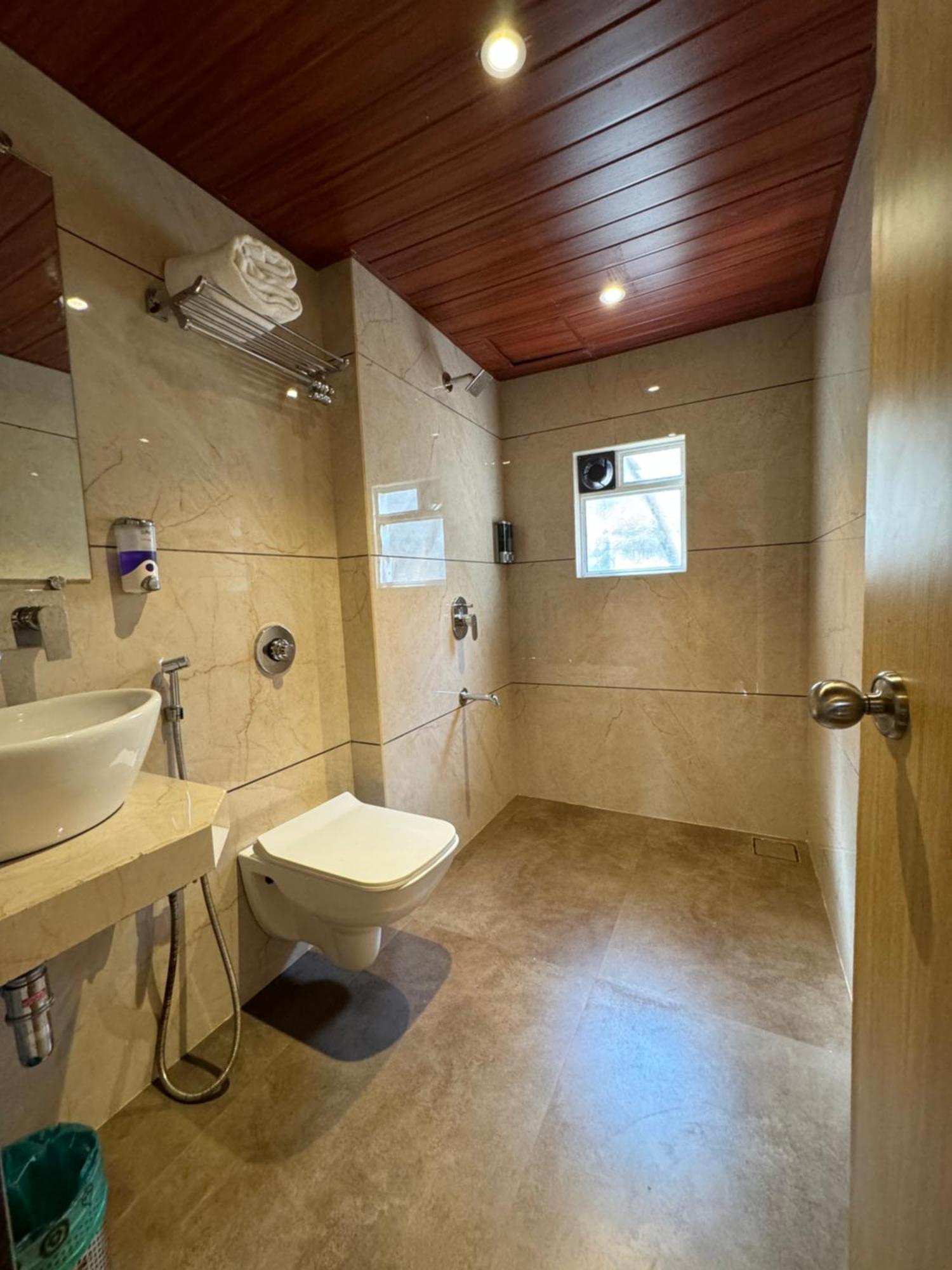 Hotel Galaxy Bombay Eksteriør billede