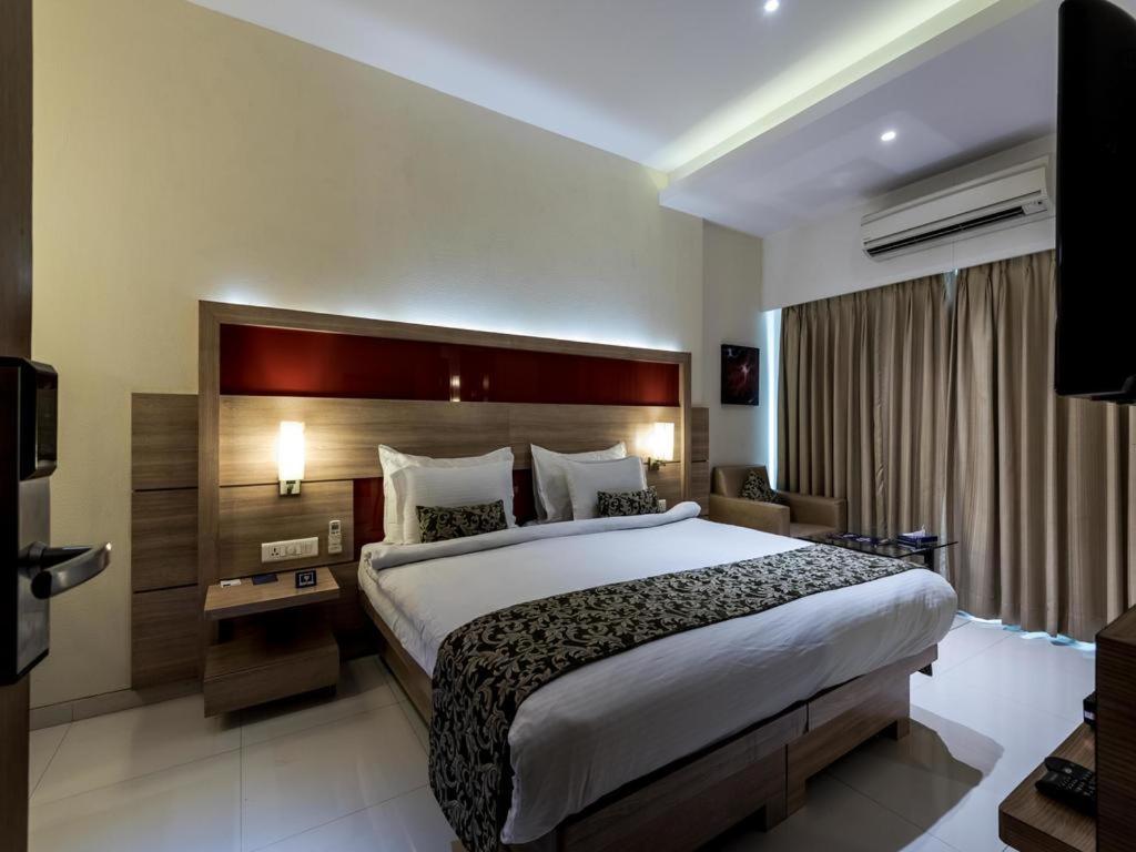 Hotel Galaxy Bombay Eksteriør billede