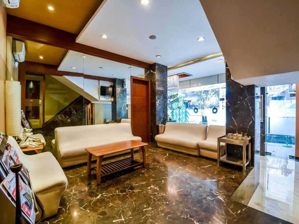 Hotel Galaxy Bombay Eksteriør billede